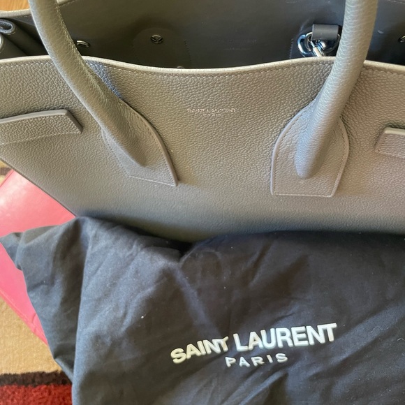 YSL sac de jour Small - Picture 9 of 13